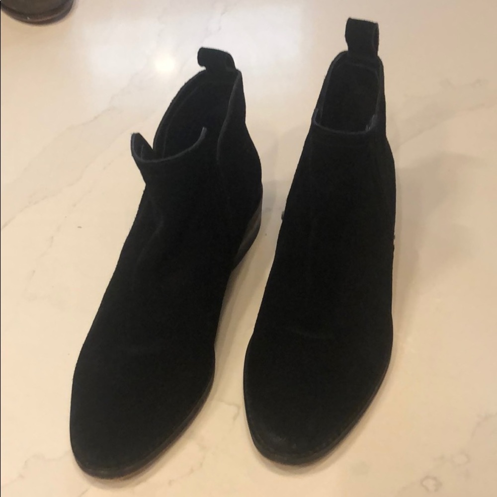 Dolce Vita Black Booties